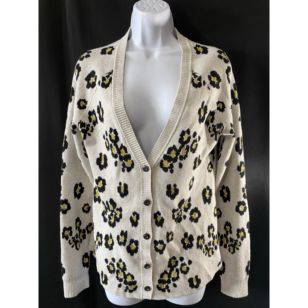 Cabi Womens Button Down Cardigan Sweater Size Small Animal Print Super Soft Fall